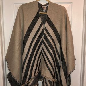Beige Open Sweater Shawl